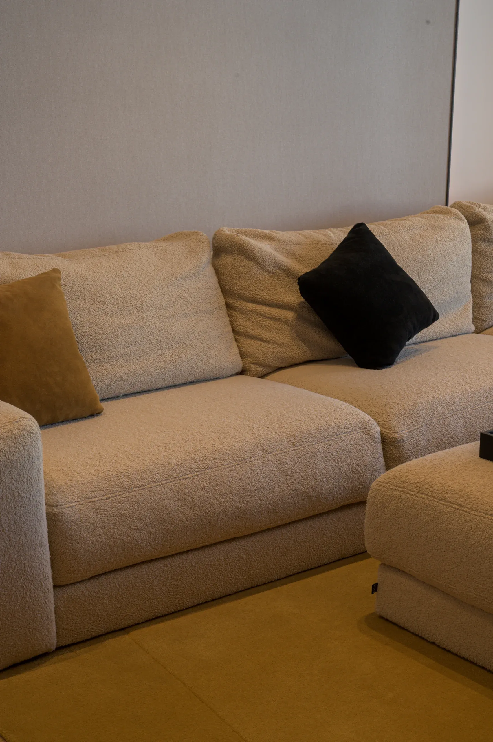 Showroom Etérea3 · Atelier — Detalle de autor